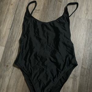 Xhilaration Women’s One Piece Bathing Suit Cheeky